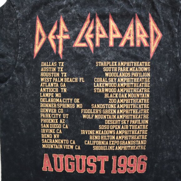 Def Leppard Rock of Ages 1996 Tour Graphic Tee | L - Picture 4 of 5